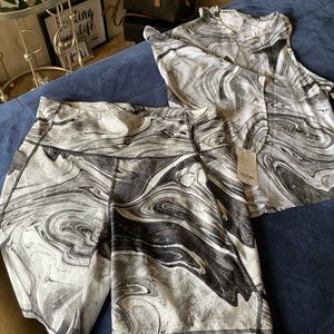 Xersion 2 Piece Workout Shot Set